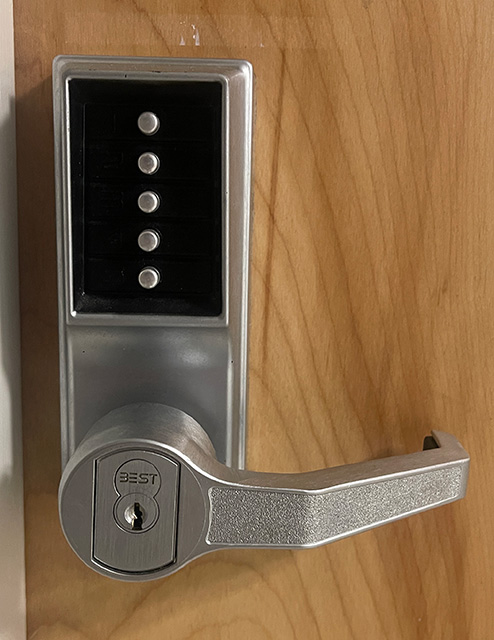 Technology-Equipped Room Listing