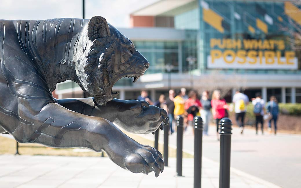 Tiger Statue